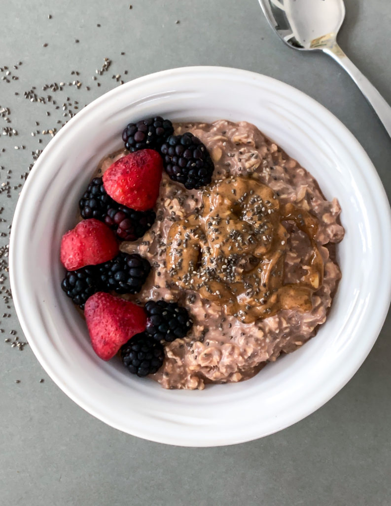 Peanut Butter Chocolate Protein Overnight Oats Recipe - The Savvy Spoon