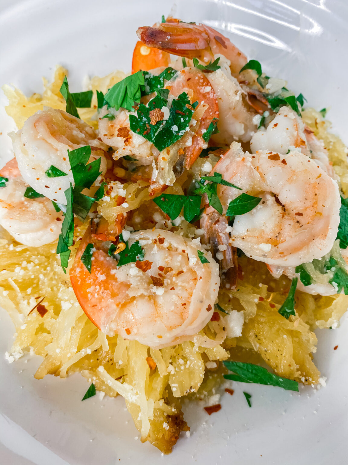 Spaghetti Squash Shrimp Scampi Recipe The Savvy Spoon 4610