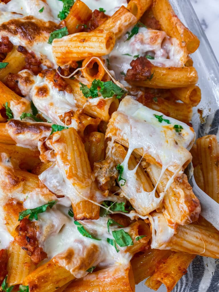 5 Ingredient Baked Rigatoni Recipe - The Savvy Spoon