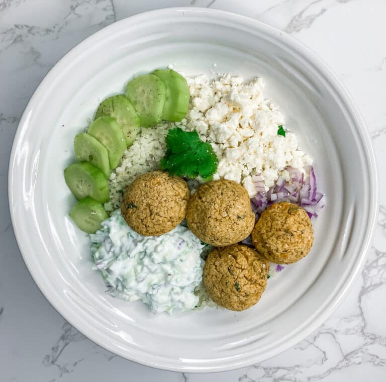 Zoe’s Kitchen-Inspired Baked Falafel Cauliflower Rice Bowl Recipe