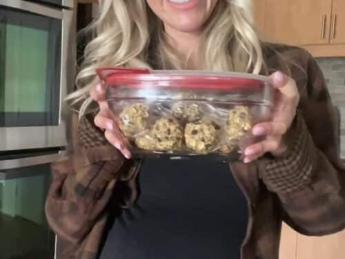 https://thesavvyspoon.com/wp-content/uploads/2022/08/Feature-pic-energy-balls-500x375.jpg